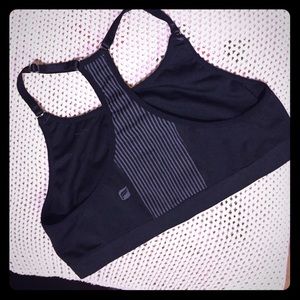 Fabletics sports yoga bra top